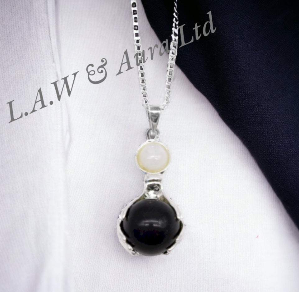 Gemstone Healing Hands Pendant - Amethyst, Rock Quartz, Rose Quartz, Tigers Eye, Black Agate