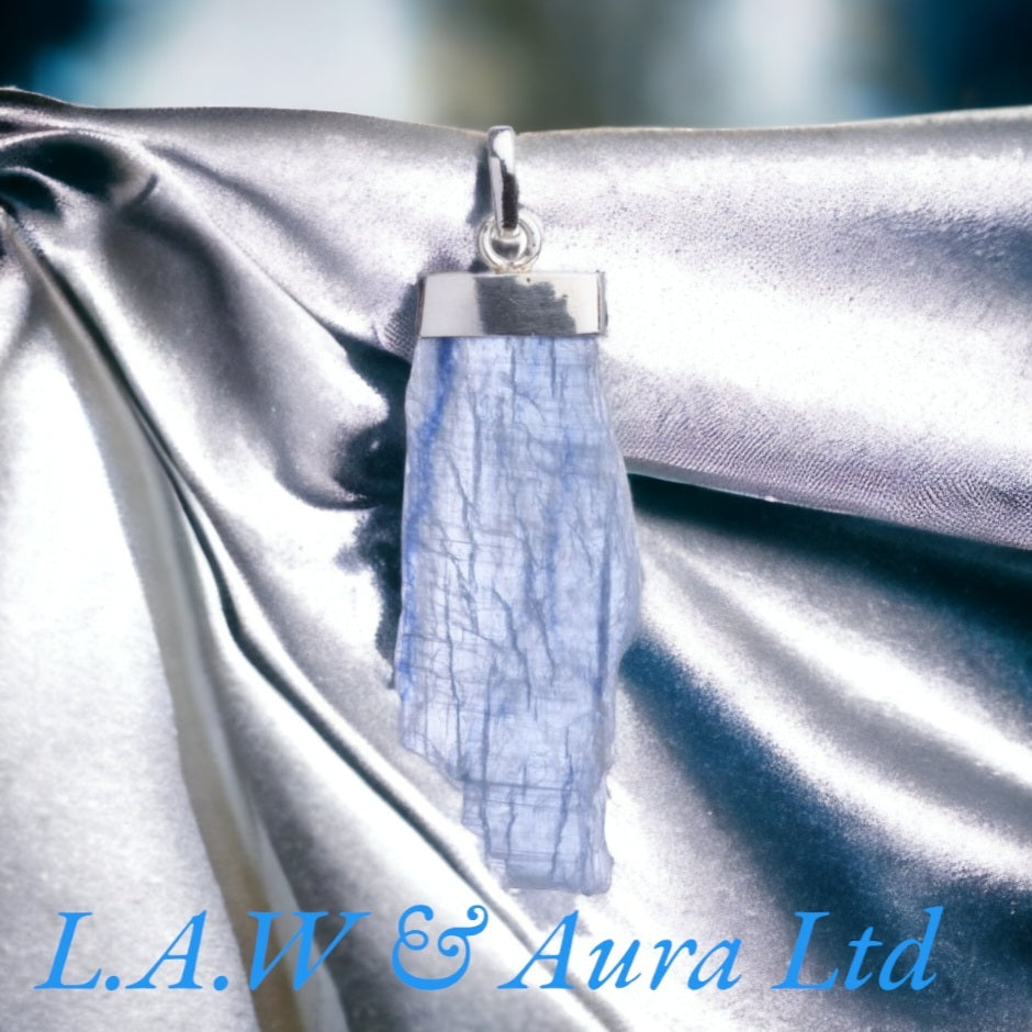 925 Sterling Silver Blue Kyanite Pendant