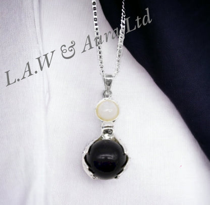 Gemstone Healing Hands Pendant - Amethyst, Rock Quartz, Rose Quartz, Tigers Eye, Black Agate