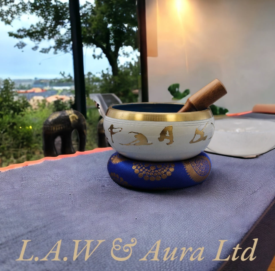 Lrg Yoga Moves Singing Bowl Set- White/Blue 14cm