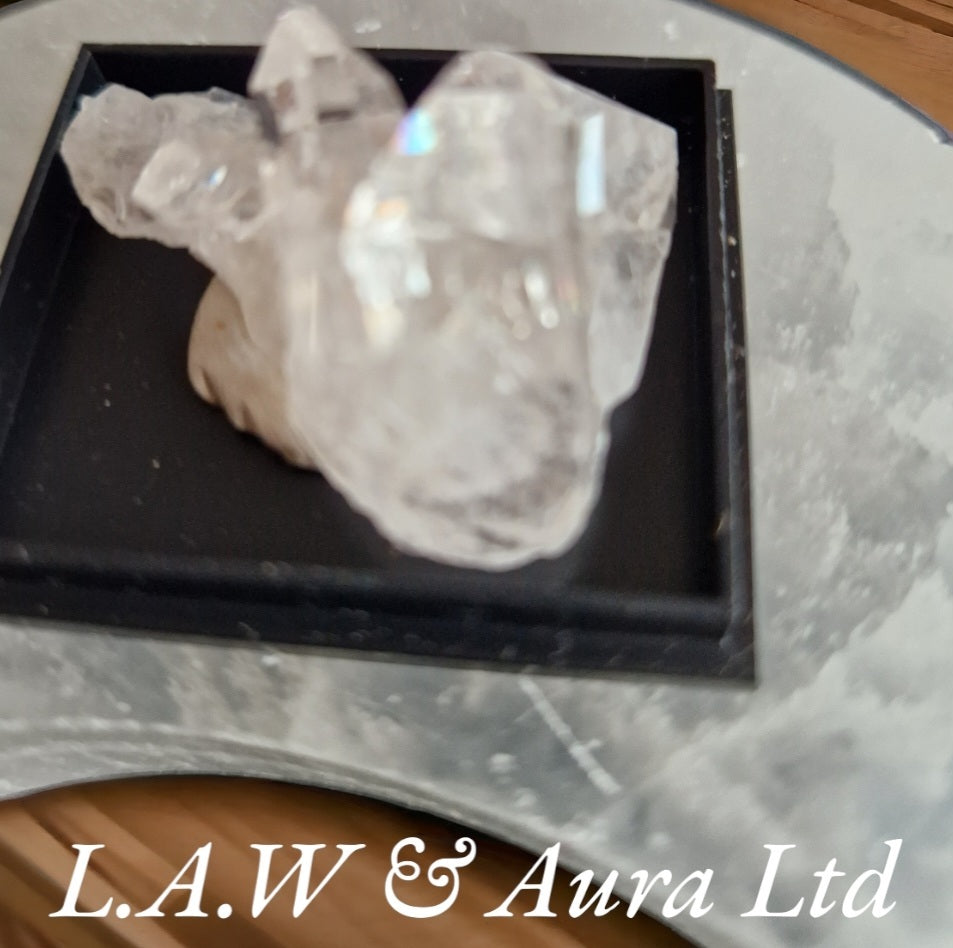 Brazilian Quartz Cluster A grade small 4cm boxed 🤍✨